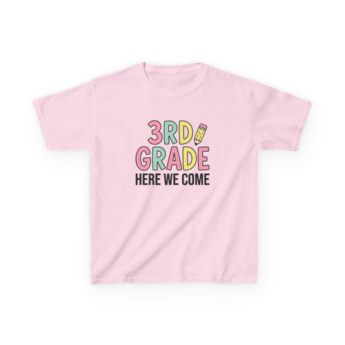 3rd Grade Here We Come Kids T‑Shirt — Back to School Cute Pencil Design