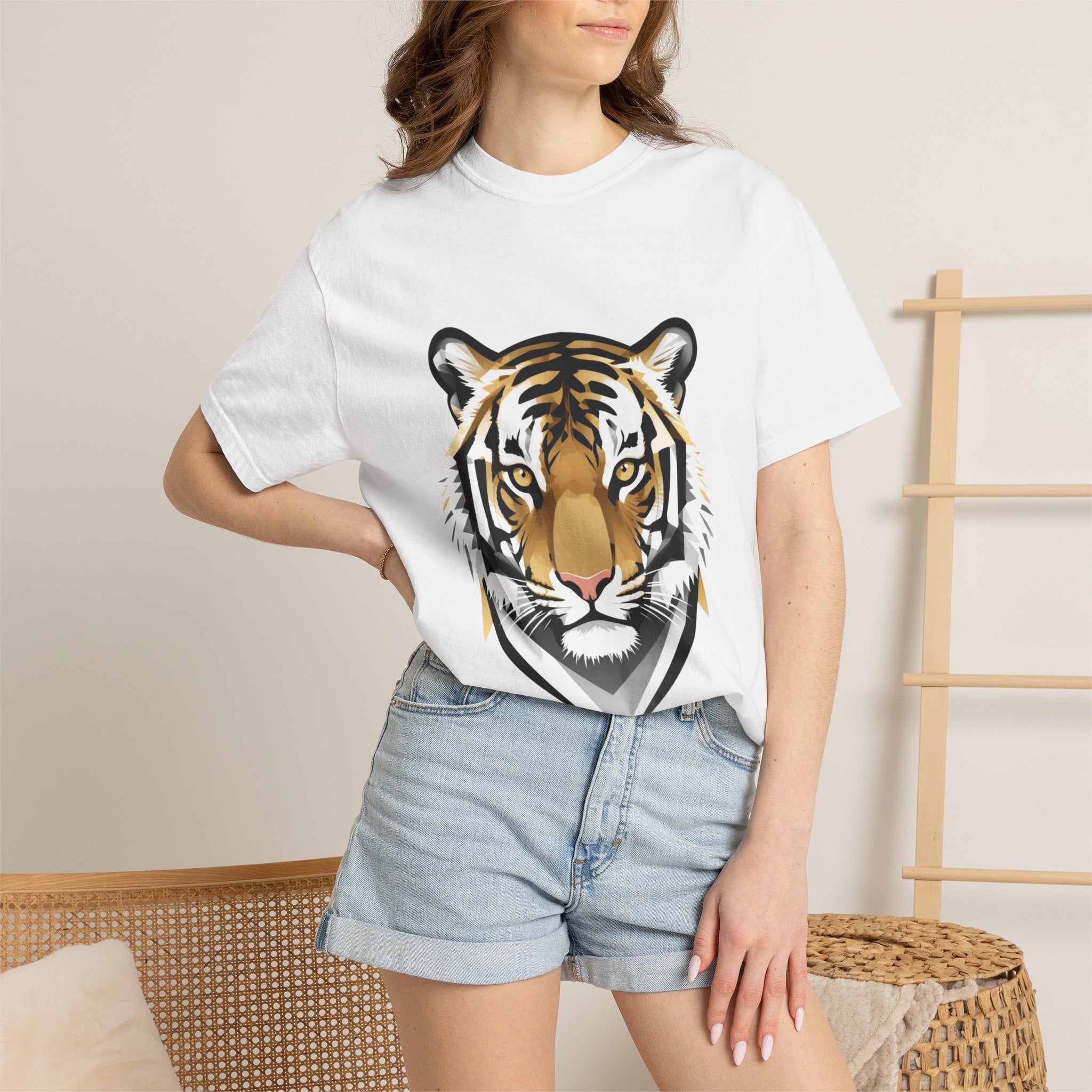 Tiger Head Graphic T-Shirt — Bold Wildlife Tee for Men & Women