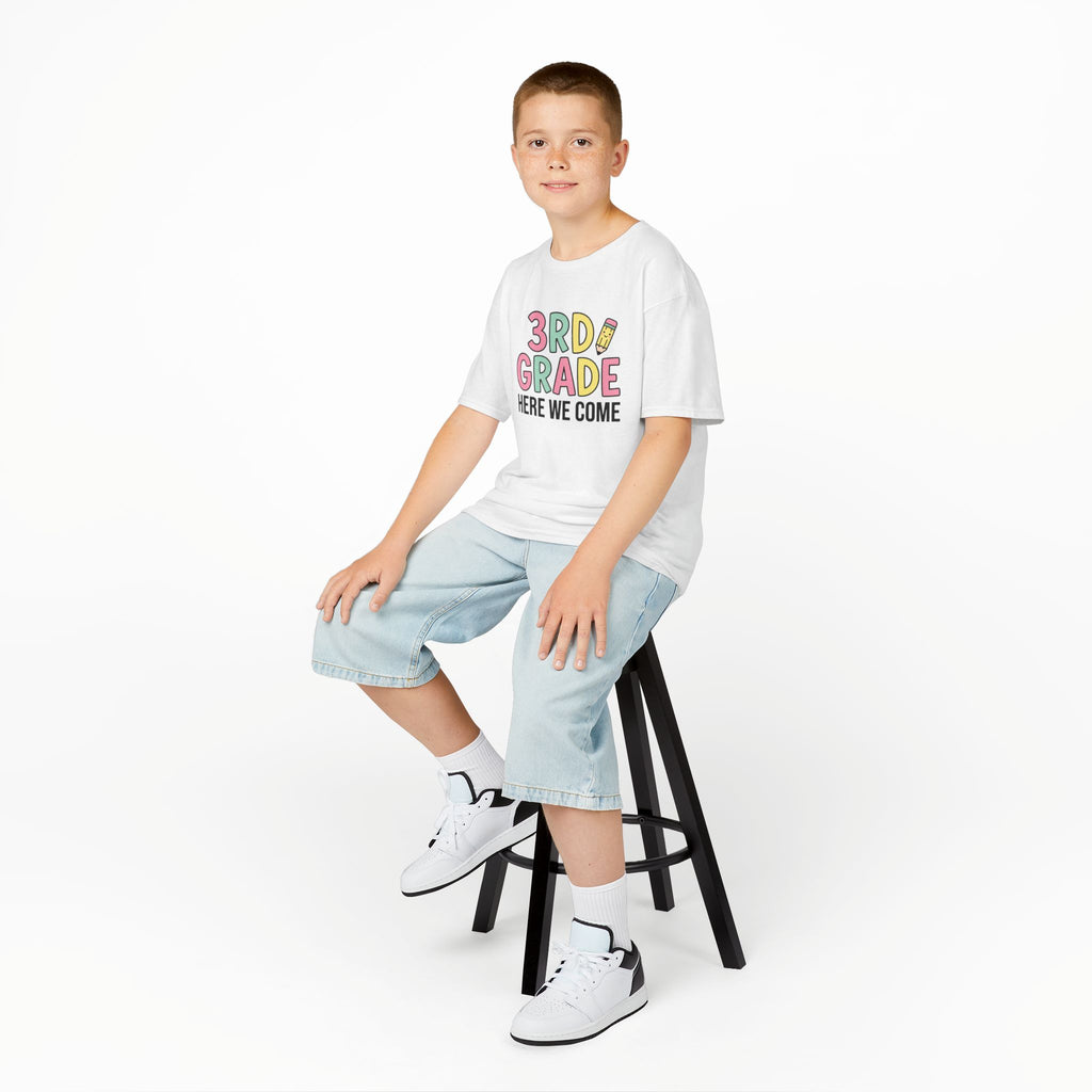 3rd Grade Here We Come Kids T‑Shirt — Back to School Cute Pencil Design