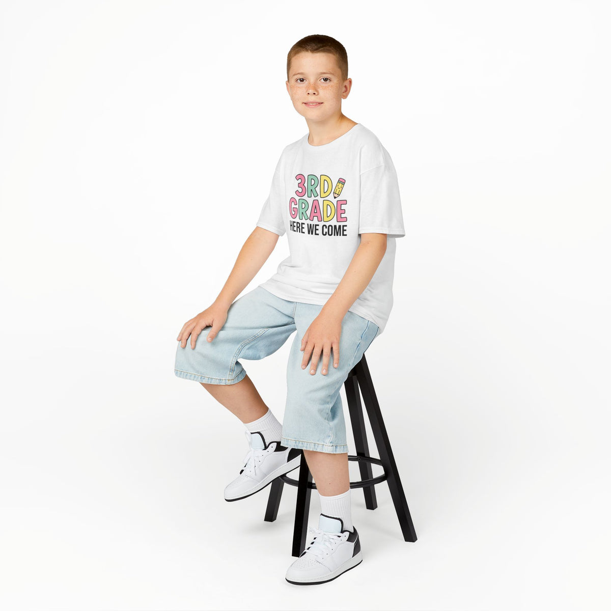 3rd Grade Here We Come Kids T‑Shirt — Back to School Cute Pencil Design
