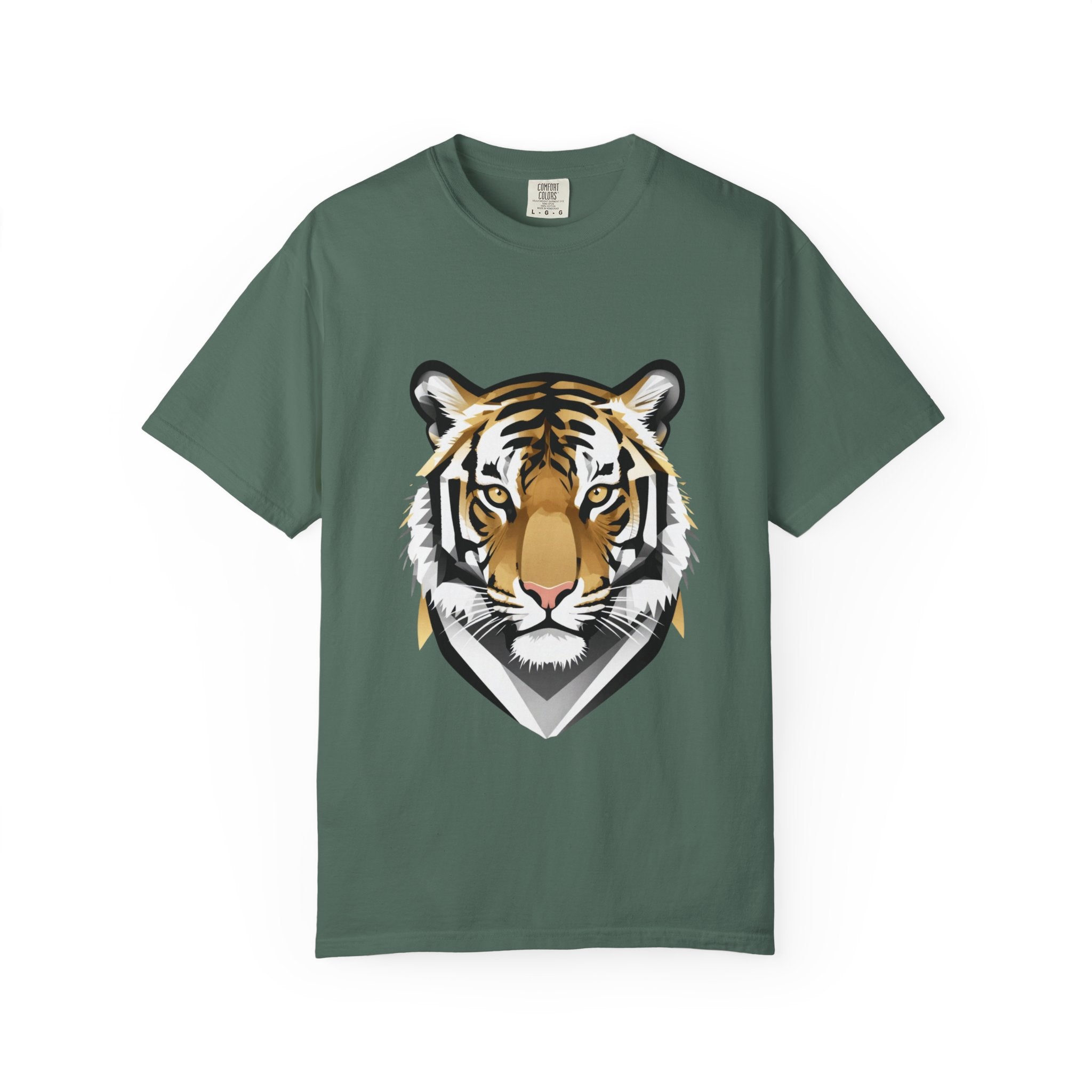 Tiger Head Graphic T-Shirt — Bold Wildlife Tee for Men & Women