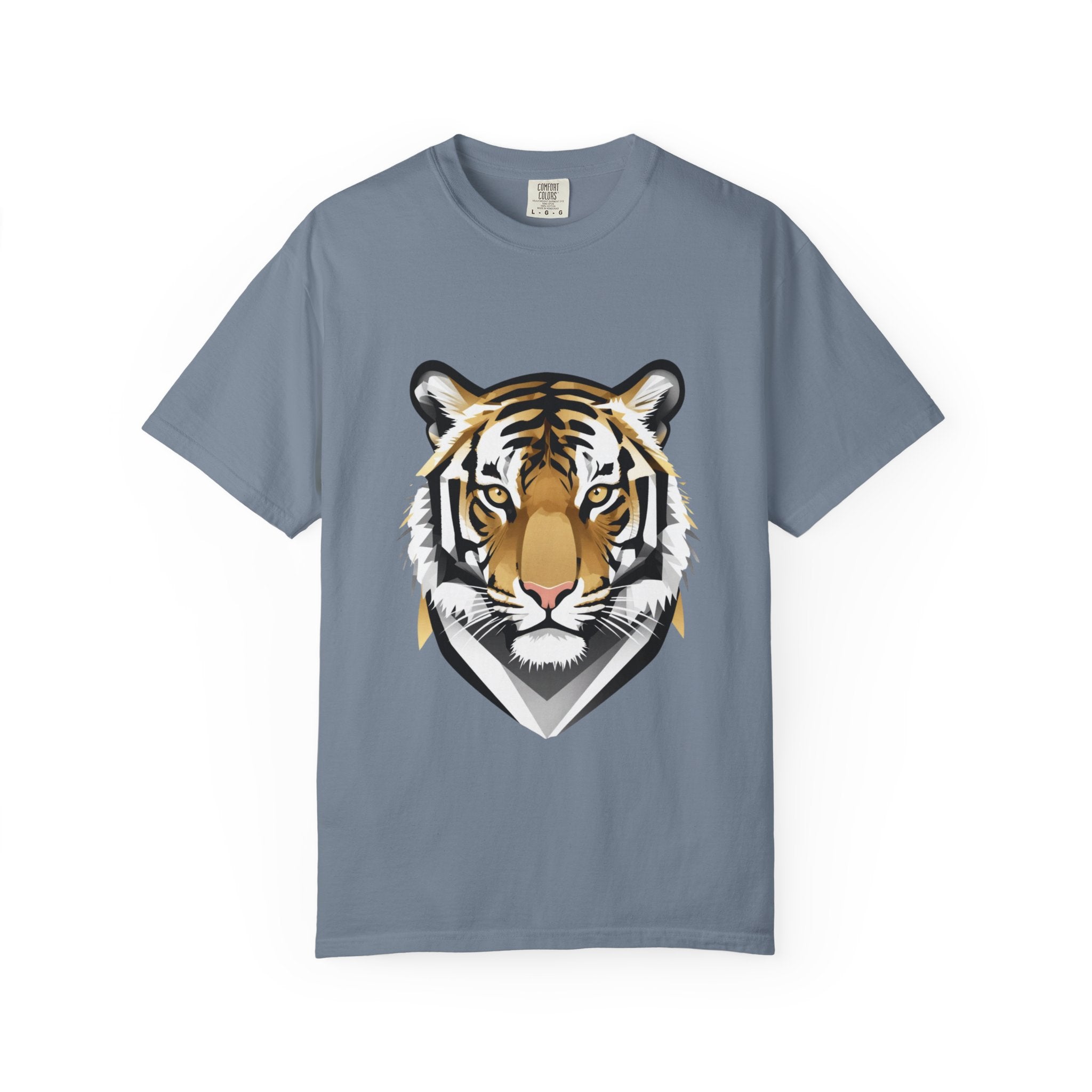 Tiger Head Graphic T-Shirt — Bold Wildlife Tee for Men & Women