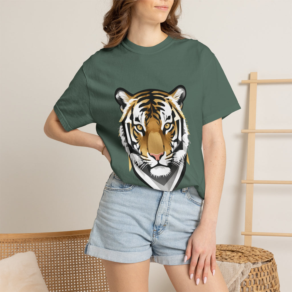 Tiger Head Graphic T-Shirt — Bold Wildlife Tee for Men & Women